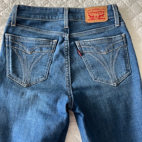 Levi’s jeans - Picture 2 of 6